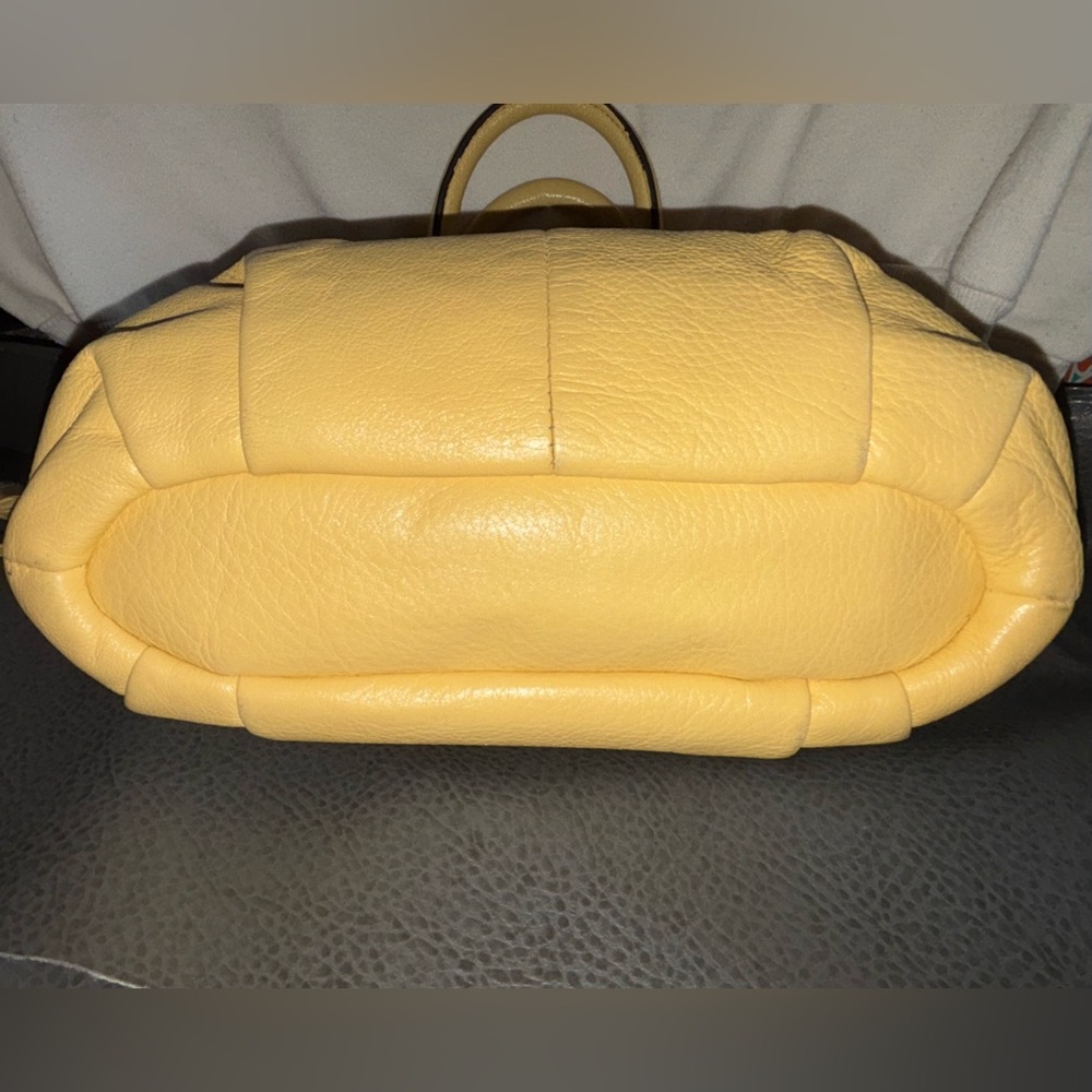 Coach Pastel Yellow Leather Crossbody - Picture 8 of 14